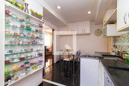 Apartamento à venda com 172m², 3 quartos e 1 vaga Apartamento à venda com 172m², 3 quartos e 1 vagaCozinha