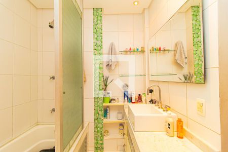 Apartamento à venda com 172m², 3 quartos e 1 vaga Apartamento à venda com 172m², 3 quartos e 1 vagaBanheiro Quarto 1