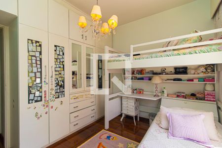 Apartamento à venda com 172m², 3 quartos e 1 vaga Apartamento à venda com 172m², 3 quartos e 1 vagaQuarto 2