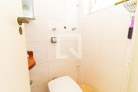 Apartamento à venda com 172m², 3 quartos e 1 vaga Apartamento à venda com 172m², 3 quartos e 1 vagaBanheiro de Serviço