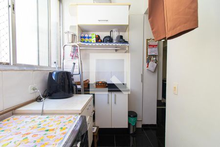 Apartamento à venda com 172m², 3 quartos e 1 vaga Apartamento à venda com 172m², 3 quartos e 1 vagaÁrea de serviço