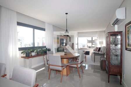 Sala de apartamento à venda com 3 quartos, 124m² em Moinhos de Vento, Porto Alegre