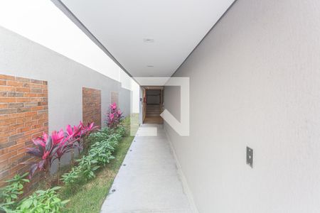 Hall de entrada de apartamento à venda com 1 quarto, 62m² em Santa Tereza, Belo Horizonte
