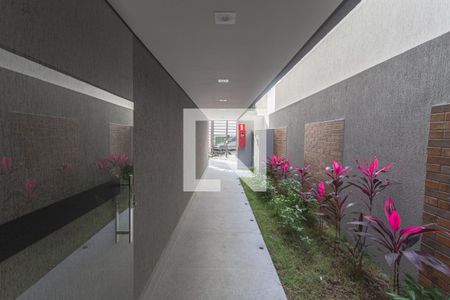 Hall de entrada de apartamento à venda com 1 quarto, 62m² em Santa Tereza, Belo Horizonte