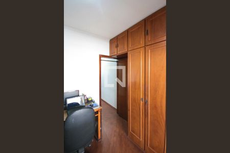 Casa para alugar com 170m², 2 quartos e 2 vagasQuarto