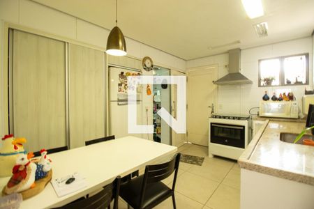 Casa à venda com 183m², 3 quartos e 2 vagas Casa à venda com 183m², 3 quartos e 2 vagasCozinha