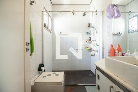 Casa à venda com 183m², 3 quartos e 2 vagas Casa à venda com 183m², 3 quartos e 2 vagasBanheiro