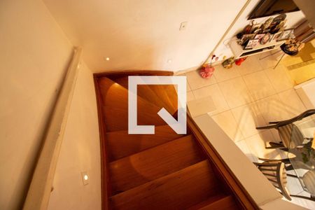 Casa à venda com 183m², 3 quartos e 2 vagas Casa à venda com 183m², 3 quartos e 2 vagasBanheiro