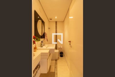 Casa à venda com 183m², 3 quartos e 2 vagas Casa à venda com 183m², 3 quartos e 2 vagasBanheiro