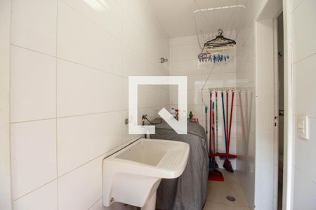 Casa à venda com 183m², 3 quartos e 2 vagas Casa à venda com 183m², 3 quartos e 2 vagasEdícula