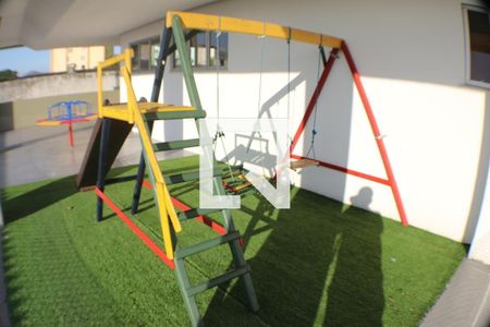 Apartamento à venda com 102m², 2 quartos e 2 vagas Apartamento à venda com 102m², 2 quartos e 2 vagasÁrea comum - Playground