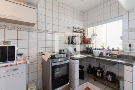 Casa para alugar com 140m², 2 quartos e 2 vagasCozinha