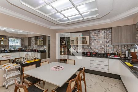 Casa para alugar com 280m², 4 quartos e 1 vaga Casa para alugar com 280m², 4 quartos e 1 vagaCozinha