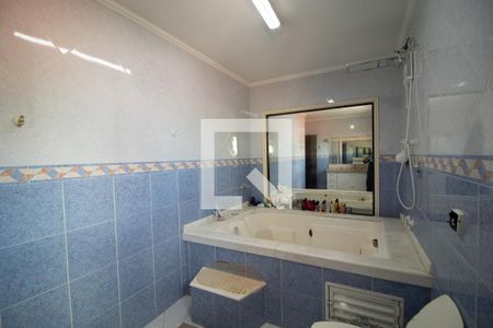 Casa à venda com 341m², 3 quartos e 5 vagasBanheiro do Quarto 3 