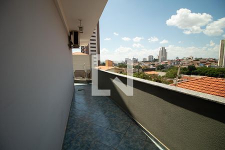 Casa à venda com 341m², 3 quartos e 5 vagasVaranda