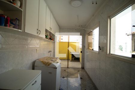 Casa à venda com 341m², 3 quartos e 5 vagasÁrea de Serviço