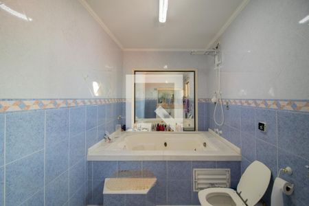 Casa à venda com 341m², 3 quartos e 5 vagasBanheiro do Quarto 3 