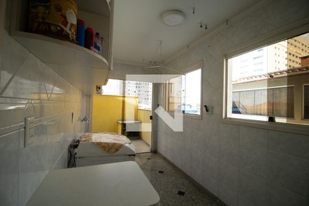 Casa à venda com 341m², 3 quartos e 5 vagasÁrea de Serviço