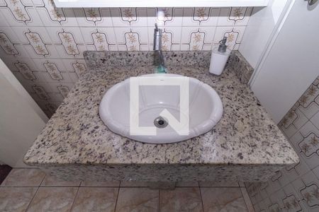 Casa à venda com 150m², 3 quartos e 4 vagasBanheiro 1