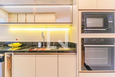 Apartamento para alugar com 108m², 3 quartos e 2 vagasCozinha