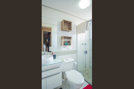 Banheiro de apartamento à venda com 2 quartos, 54m² em Vila Nova Esperia, Jundiaí