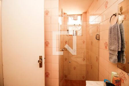 Banheiro de apartamento para alugar com 2 quartos, 74m² em Centro, Belo Horizonte