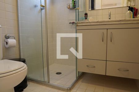 Apartamento à venda com 72m², 1 quarto e 1 vagaBanheiro da Suite