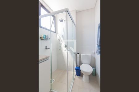 Banheiro da Suíte de apartamento para alugar com 2 quartos, 70m² em Barreiros, São José