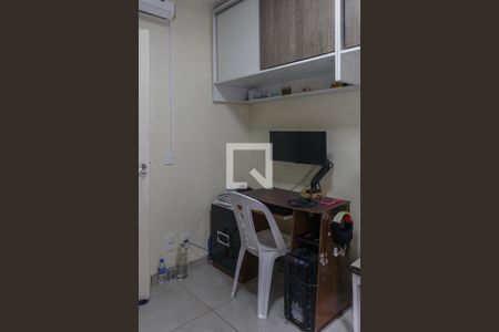 Quarto 2 de apartamento à venda com 2 quartos, 51m² em Teresópolis, Porto Alegre