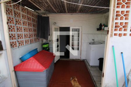 Casa à venda com 78m², 2 quartos e 2 vagasÁrea de Serviço