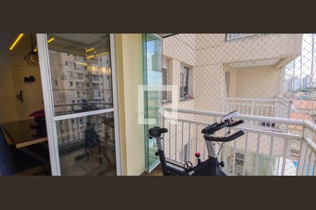 Apartamento à venda com 56m², 2 quartos e 1 vagaVaranda