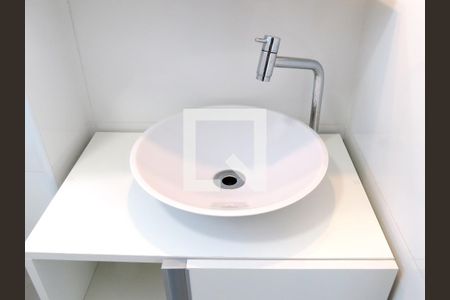 Apartamento para alugar com 47m², 2 quartos e 1 vagaBanheiro - Cuba