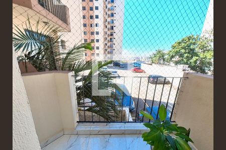 Apartamento para alugar com 47m², 2 quartos e 1 vagaVaranda