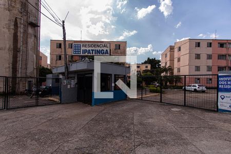 Apartamento para alugar com 50m², 2 quartos e 1 vaga Apartamento para alugar com 50m², 2 quartos e 1 vagaFachada