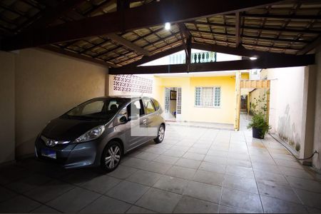 Casa à venda com 960m², 4 quartos e 4 vagas Casa à venda com 960m², 4 quartos e 4 vagasÁrea comum