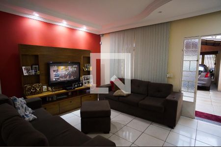 Sala de casa à venda com 4 quartos, 960m² em Santa Monica, Belo Horizonte