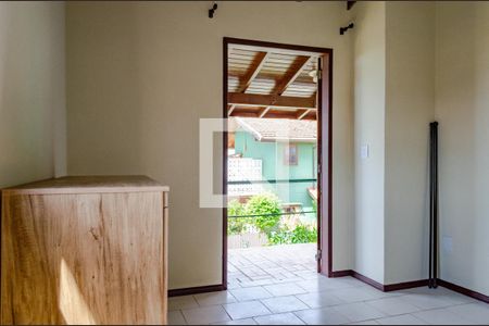 Quarto 01 (2º Piso) de casa para alugar com 2 quartos, 140m² em Rio Tavares Central, Florianópolis