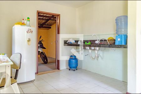 Sala / Cozinha de casa para alugar com 2 quartos, 140m² em Rio Tavares Central, Florianópolis