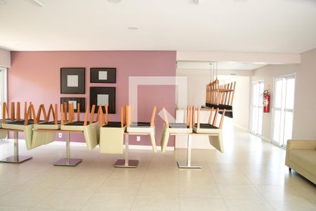 Apartamento para alugar com 42m², 2 quartos e 1 vagaÁrea comum - Salão de festas