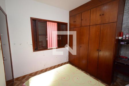 Casa à venda com 300m², 3 quartos e 4 vagasQuarto 2