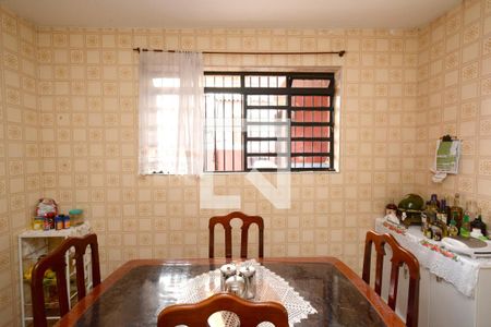 Casa à venda com 300m², 3 quartos e 4 vagasCozinha