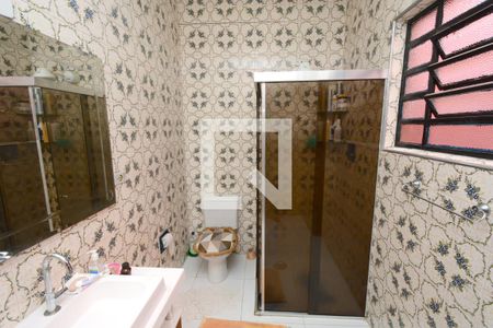 Casa à venda com 300m², 3 quartos e 4 vagasBanheiro