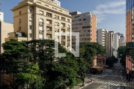 Vista da Sala de TV - Cômodo Reversível de apartamento à venda com 3 quartos, 151m² em Higienópolis, São Paulo