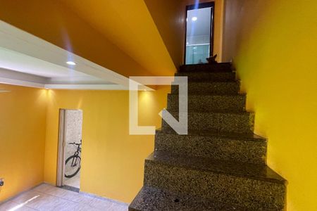 Casa para alugar com 101m², 2 quartos e 2 vagasCorredor