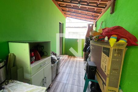 Casa para alugar com 101m², 2 quartos e 2 vagasVaranda