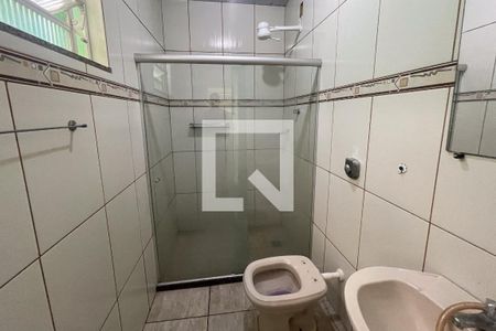 Casa para alugar com 101m², 2 quartos e 2 vagasBanheiro
