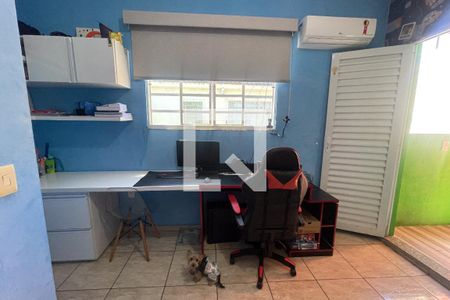 Quarto 2 de casa para alugar com 2 quartos, 101m² em Vila Sarapui, Duque de Caxias