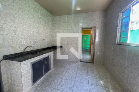 Casa para alugar com 101m², 2 quartos e 2 vagasCozinha