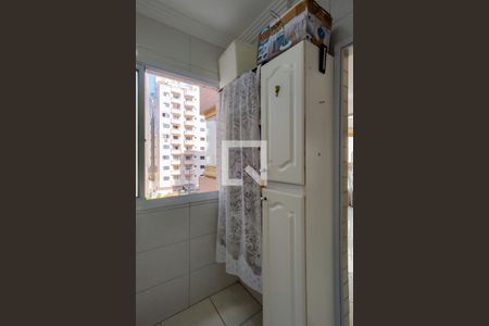 Apartamento para alugar com 90m², 2 quartos e 1 vagaÁrea de Serviço