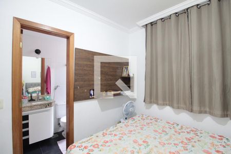 Suite de apartamento à venda com 3 quartos, 86m² em Piratininga, Belo Horizonte